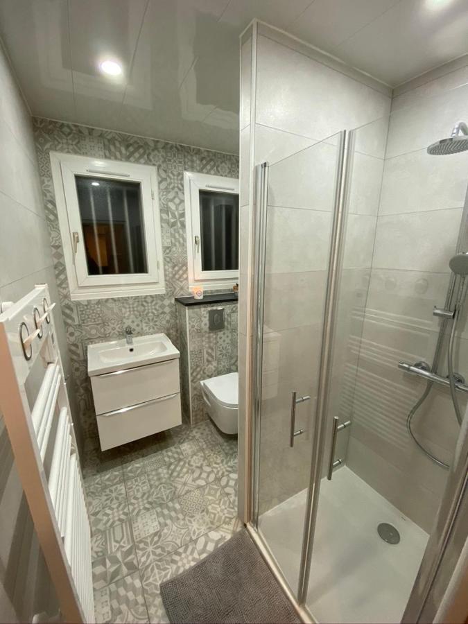 Le Pasteur Apartment มงต์ชาแน็ง ภายนอก รูปภาพ