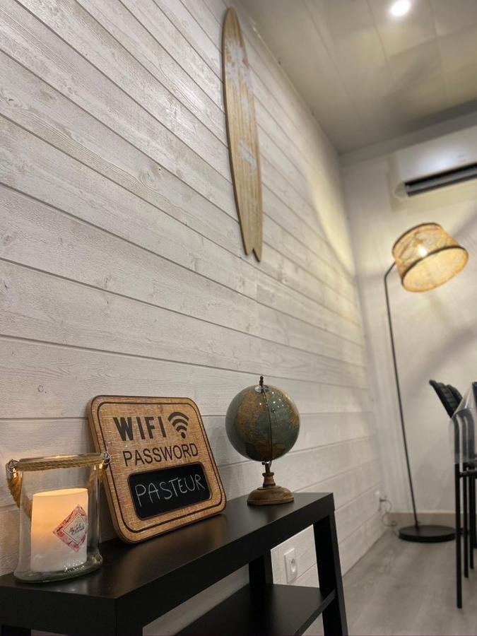 Le Pasteur Apartment มงต์ชาแน็ง ภายนอก รูปภาพ